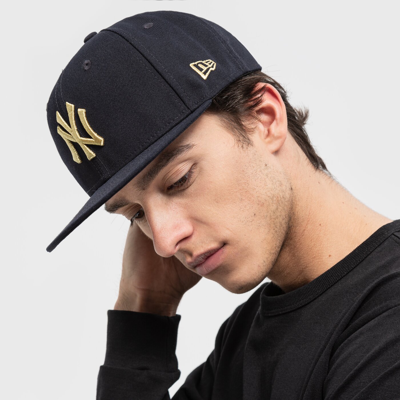 Мъжка шапка с козирка NEW ERA ШАПКА METALLIC LOGO 950 NYY NEW YORK YANKEES NVY 60222372 цвят тъмносин