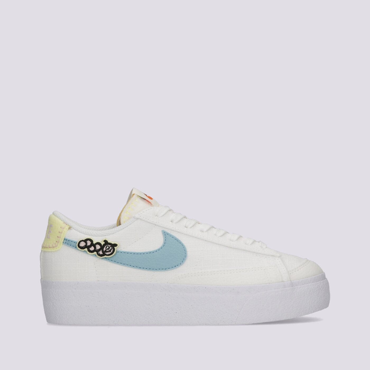 Дамски маратонки NIKE BLAZER LOW PLATFORM NEXT NATURE dj6376-100 цвят бял