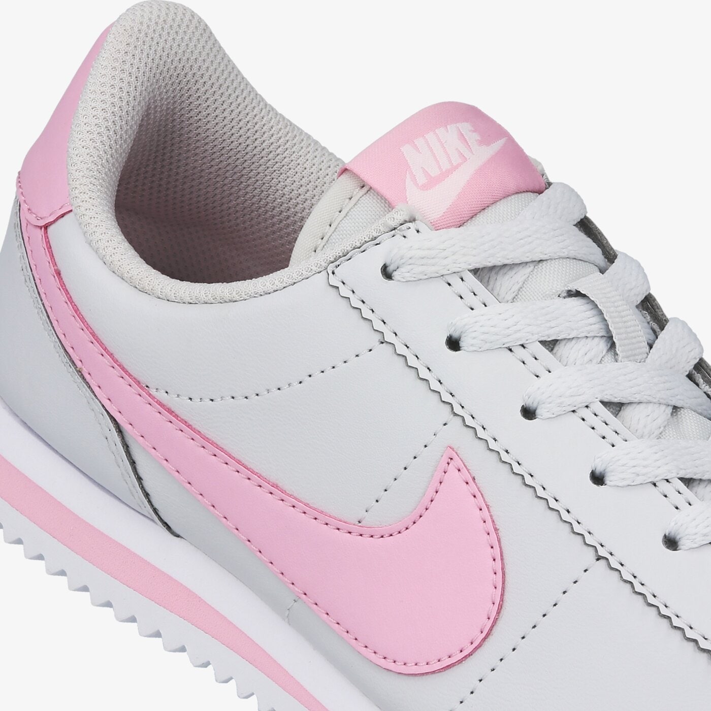 Детски маратонки NIKE CORTEZ BASIC SL GS 904764-007 цвят бял