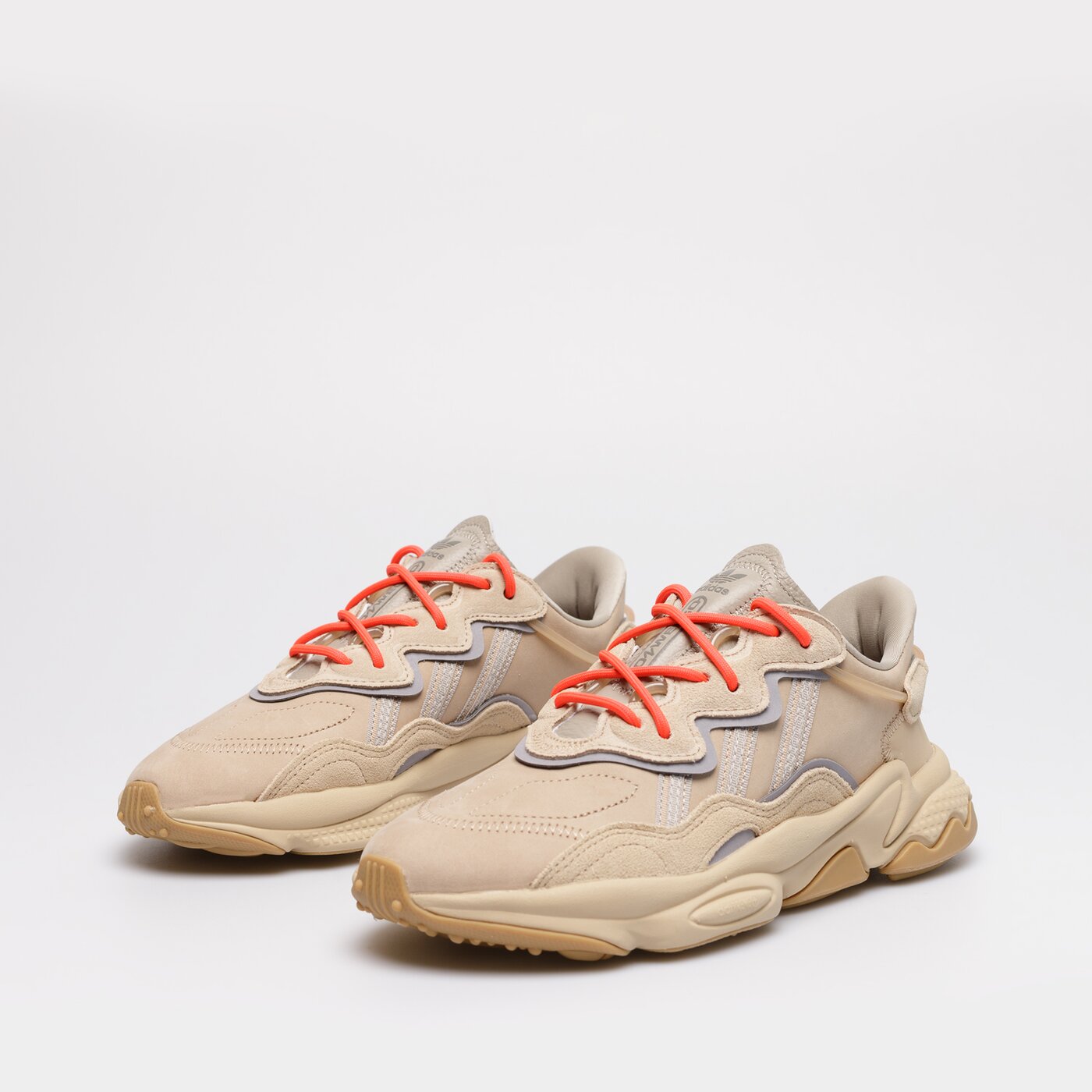 Дамски маратонки ADIDAS OZWEEGO ee6462 цвят кафяв