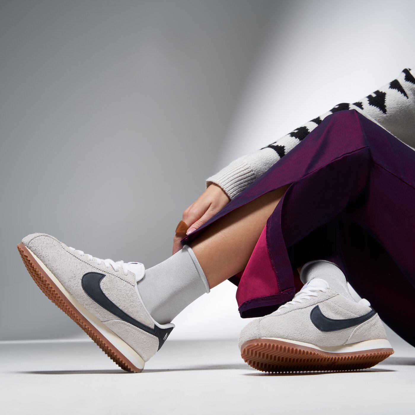 Дамски маратонки NIKE CORTEZ VINTAGE fj2530-102 цвят бежов