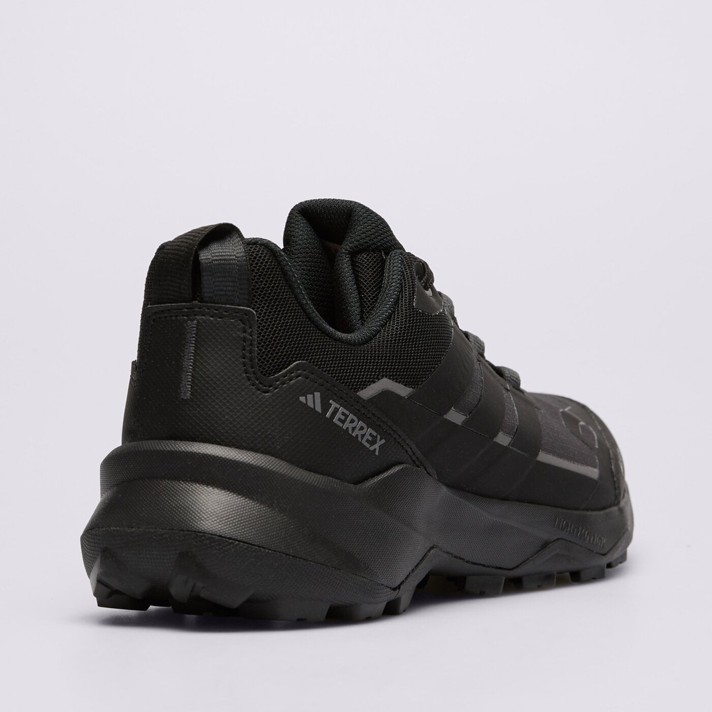 Мъжки туристически обувки ADIDAS TERREX SKYCHASER AX5 GTX jq2210 цвят черен