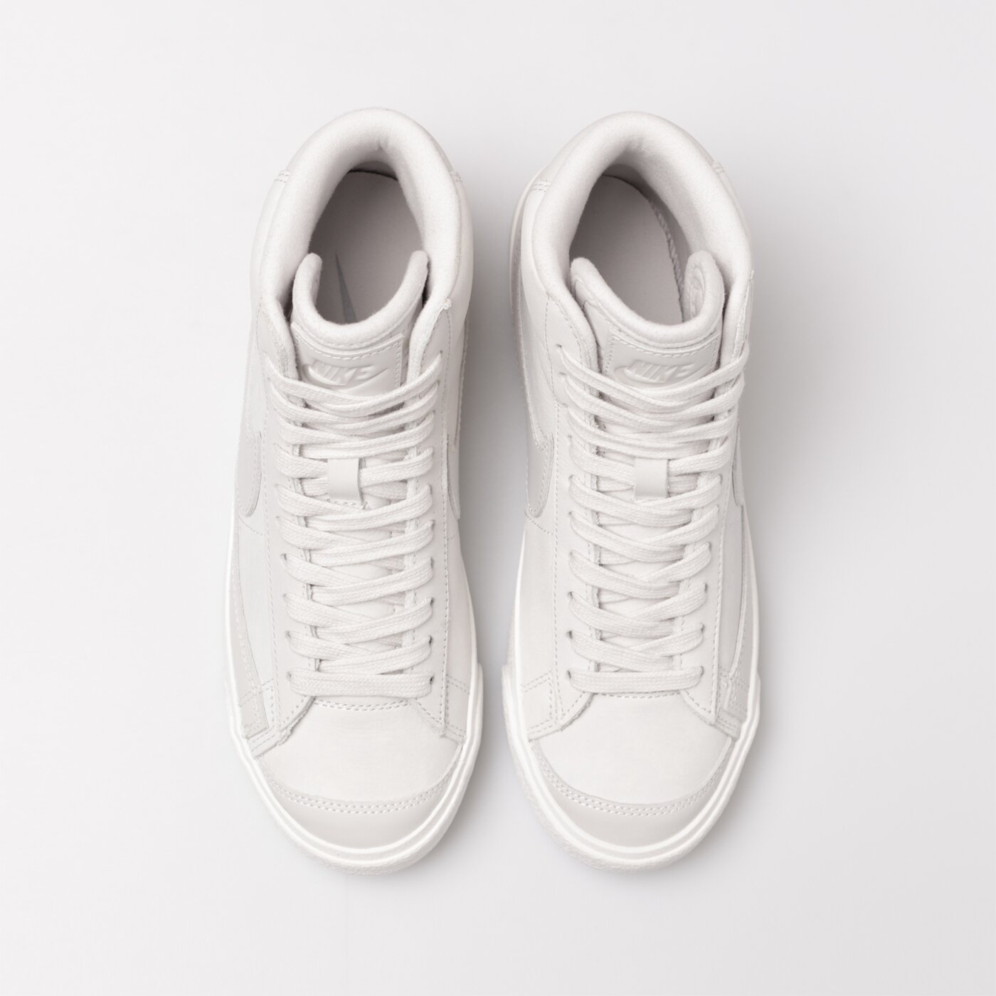 Дамски маратонки NIKE W BLAZER MID PRM MF dq7572-001 цвят сив