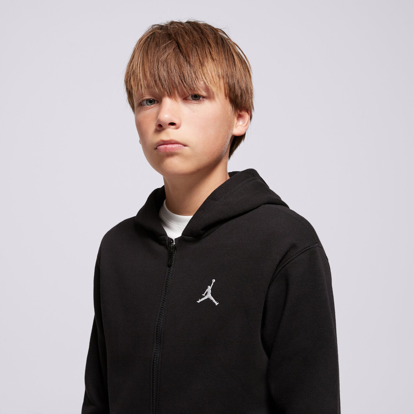 Детски суичър JORDAN СУИТЧЪР С КАЧУЛКА JDB MJ BRKLN FLC FZ BOY 95f115-023 цвят черен