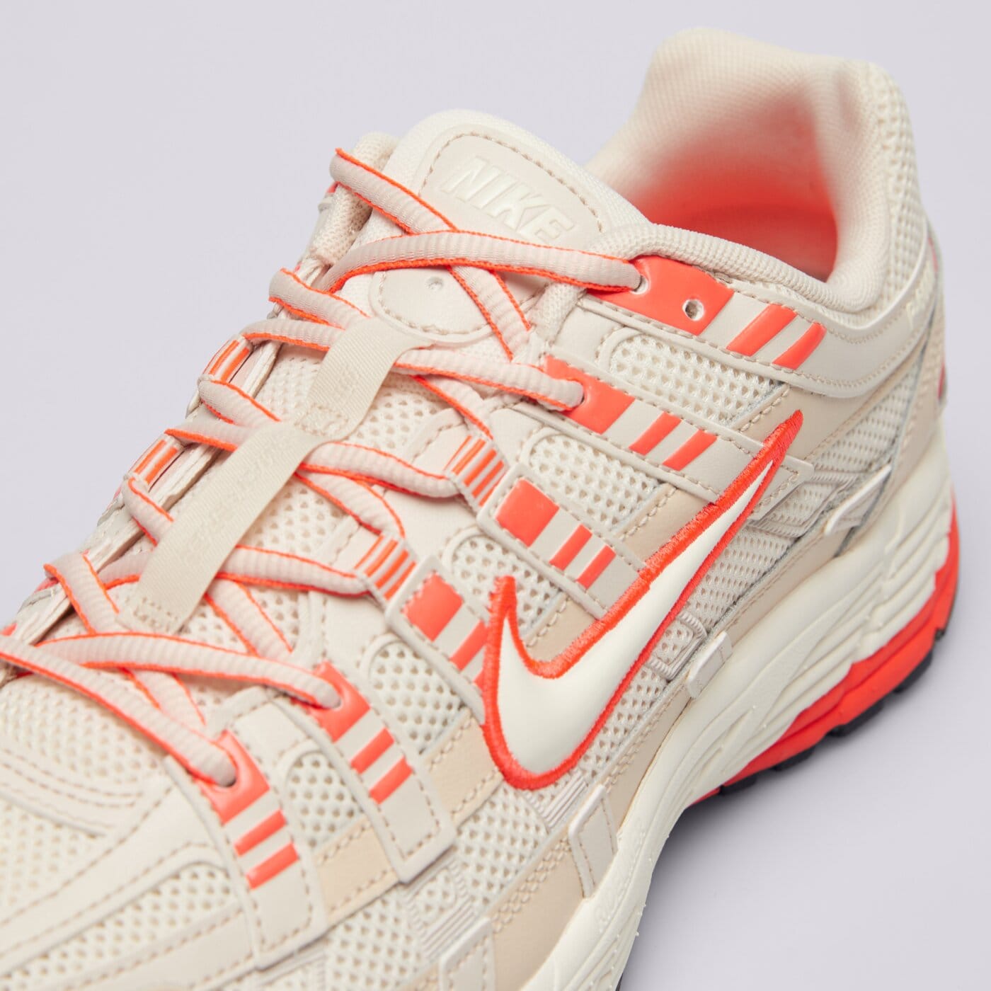 Мъжки маратонки NIKE P-6000 cd6404-601 цвят бял