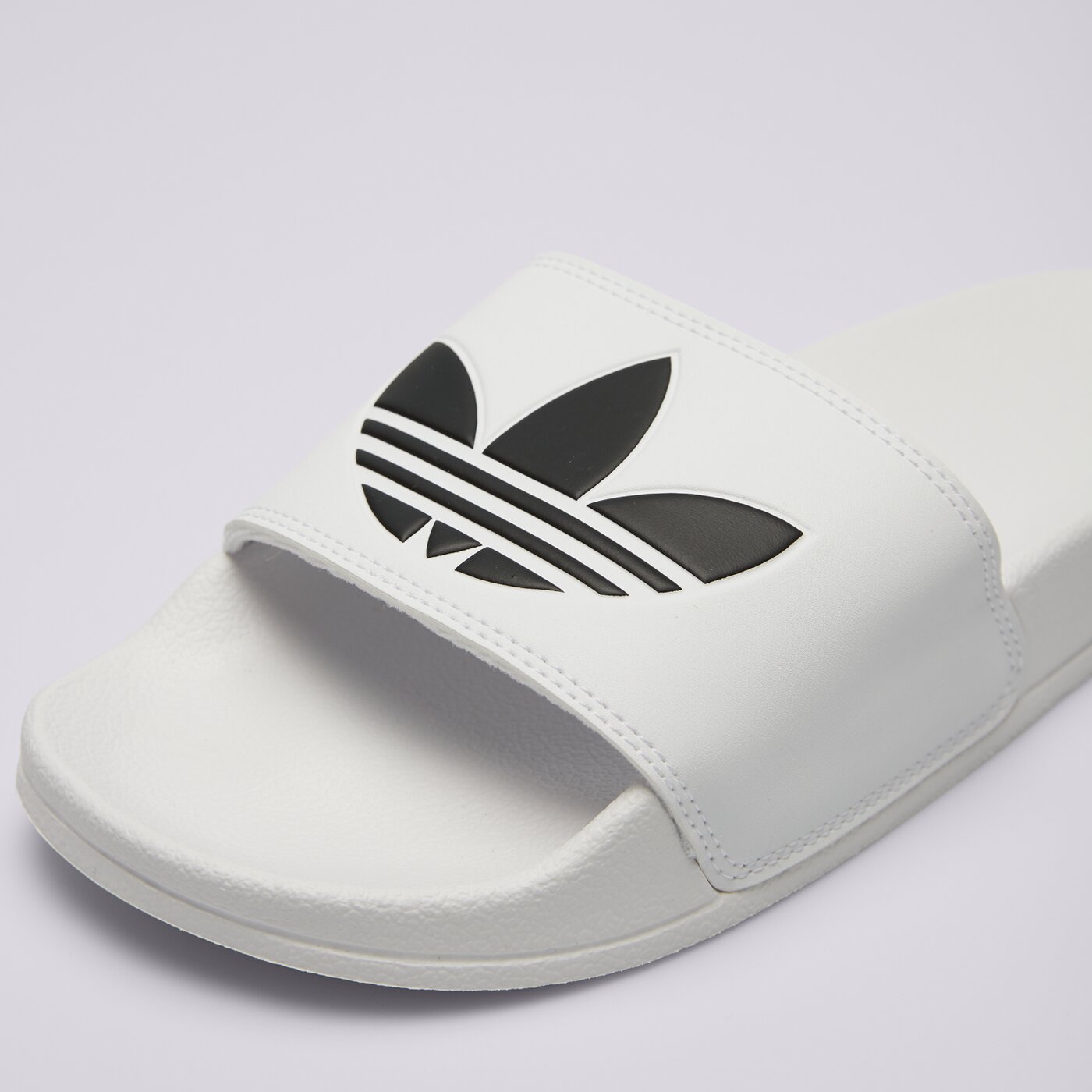 Мъжки чехли и сандали ADIDAS ADILETTE  fu8297 цвят бял