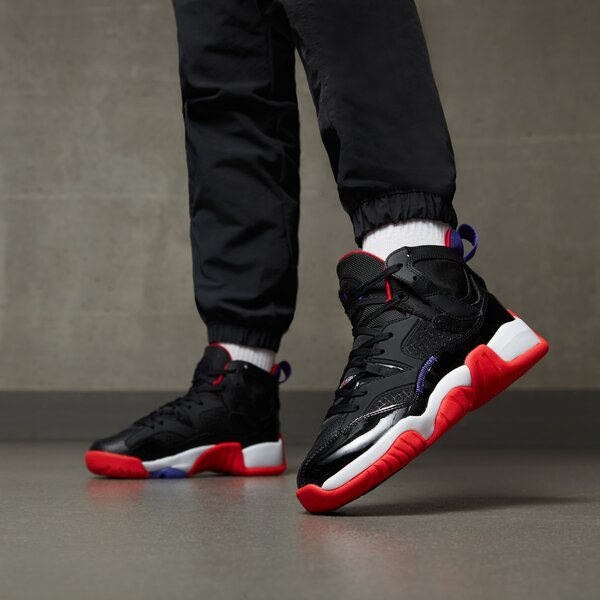 Детски маратонки JORDAN JUMPMAN TWO TREY BG  dq8431-001 цвят черен