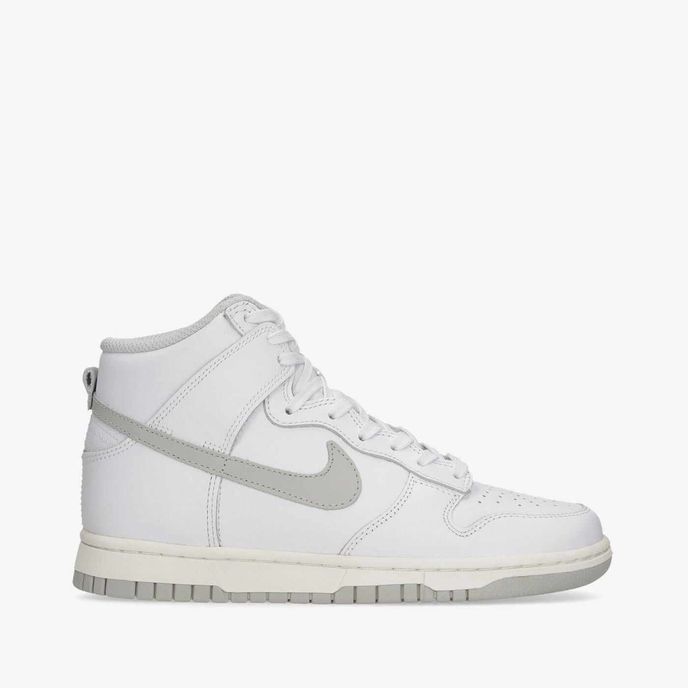 Дамски маратонки NIKE DUNK HIGH dd1869-111 цвят бял