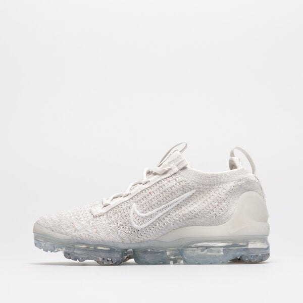 Дамски маратонки NIKE AIR VAPORMAX 2021  dj9975-001 цвят кремав