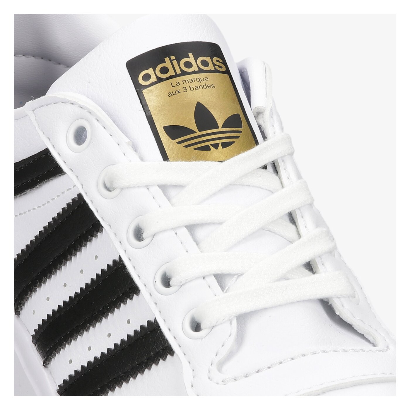 Дамски маратонки ADIDAS BRYONY W h04641 цвят бял