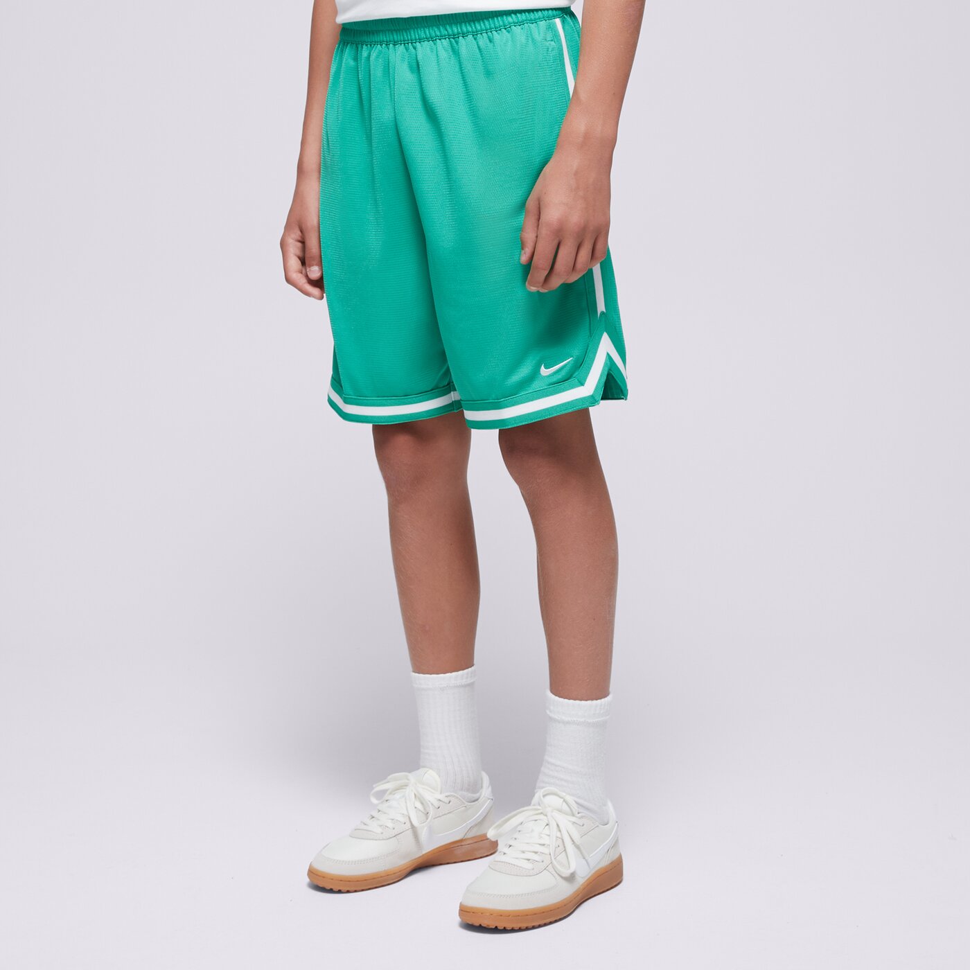  NIKE ШОРТИ B NK DF DNA 24 SHORT BOY fj6802-324 цвят зелен