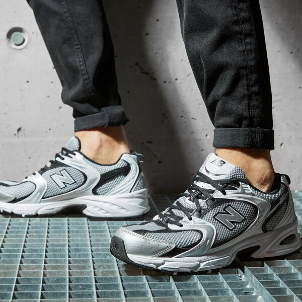 Мъжки маратонки NEW BALANCE 530  mr530usx цвят бял