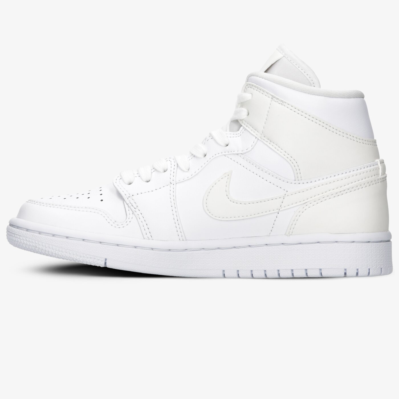 Дамски маратонки WMNS AIR JORDAN 1 MID  bq6472-112 цвят бял