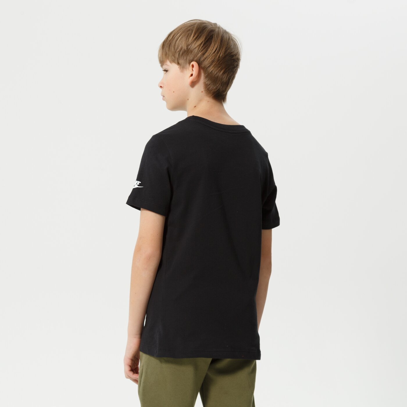 Детска тениска NIKE ТЕНИСКА U NSW TEE NIKE AIR FLOWER BOY do1821-010 цвят черен