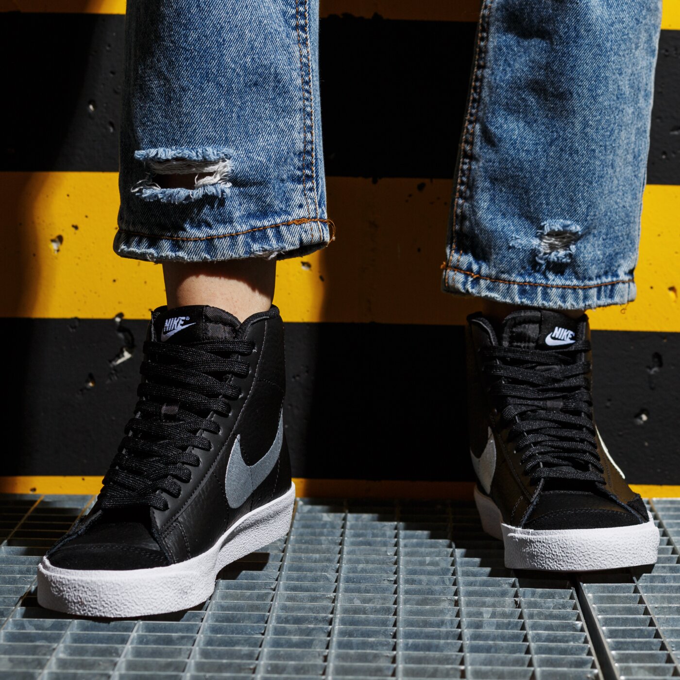 Детски маратонки NIKE BLAZER MID '77 SE dj0265-001 цвят черен