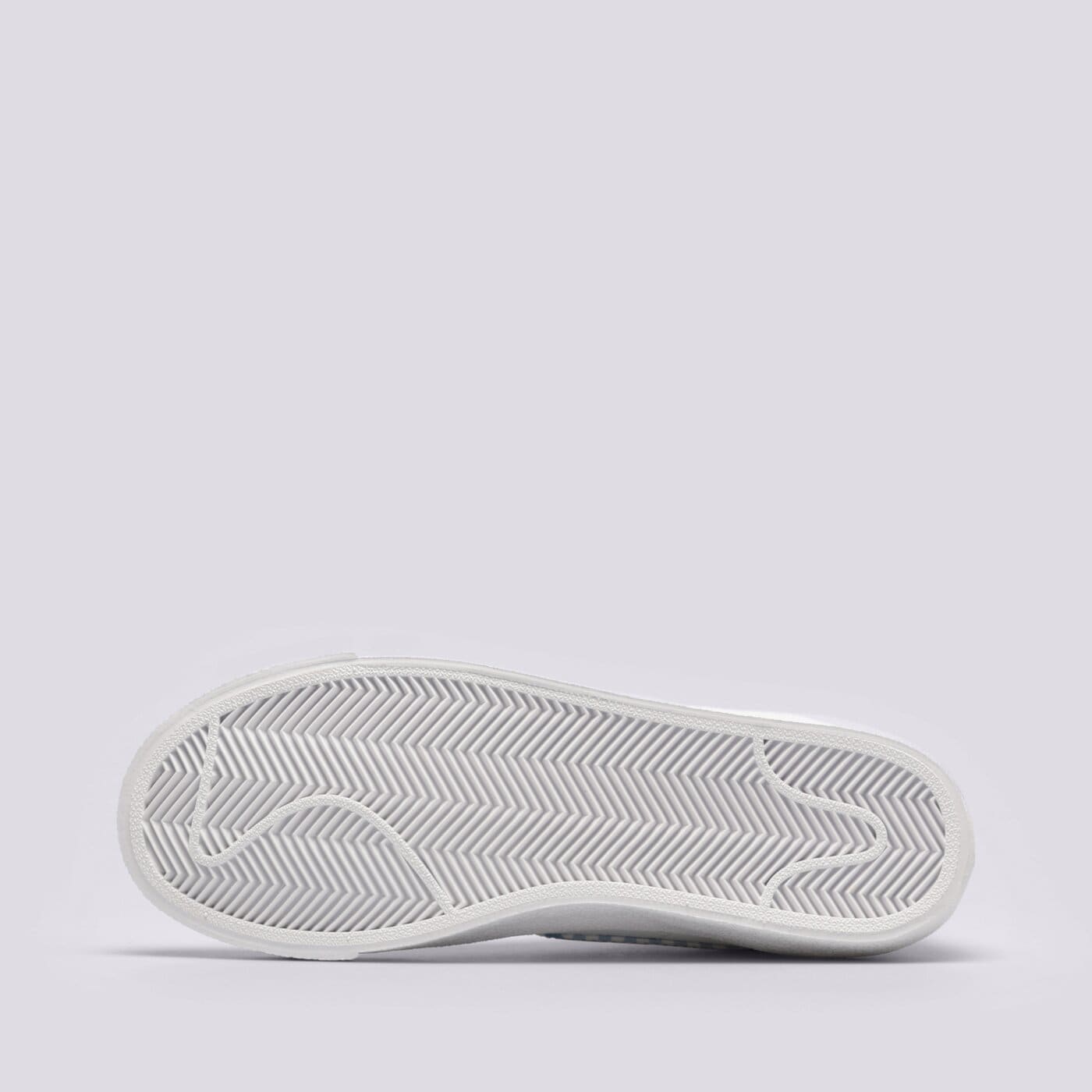 Дамски маратонки NIKE W BLAZER MID '77 EWT fd9163-100 цвят бял