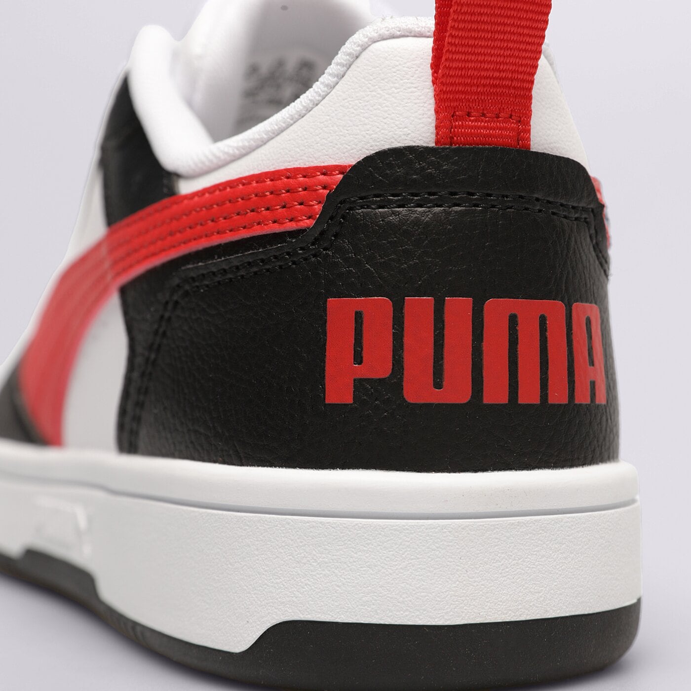 Детски маратонки PUMA REBOUND V6 LO JR 39383304 цвят бял