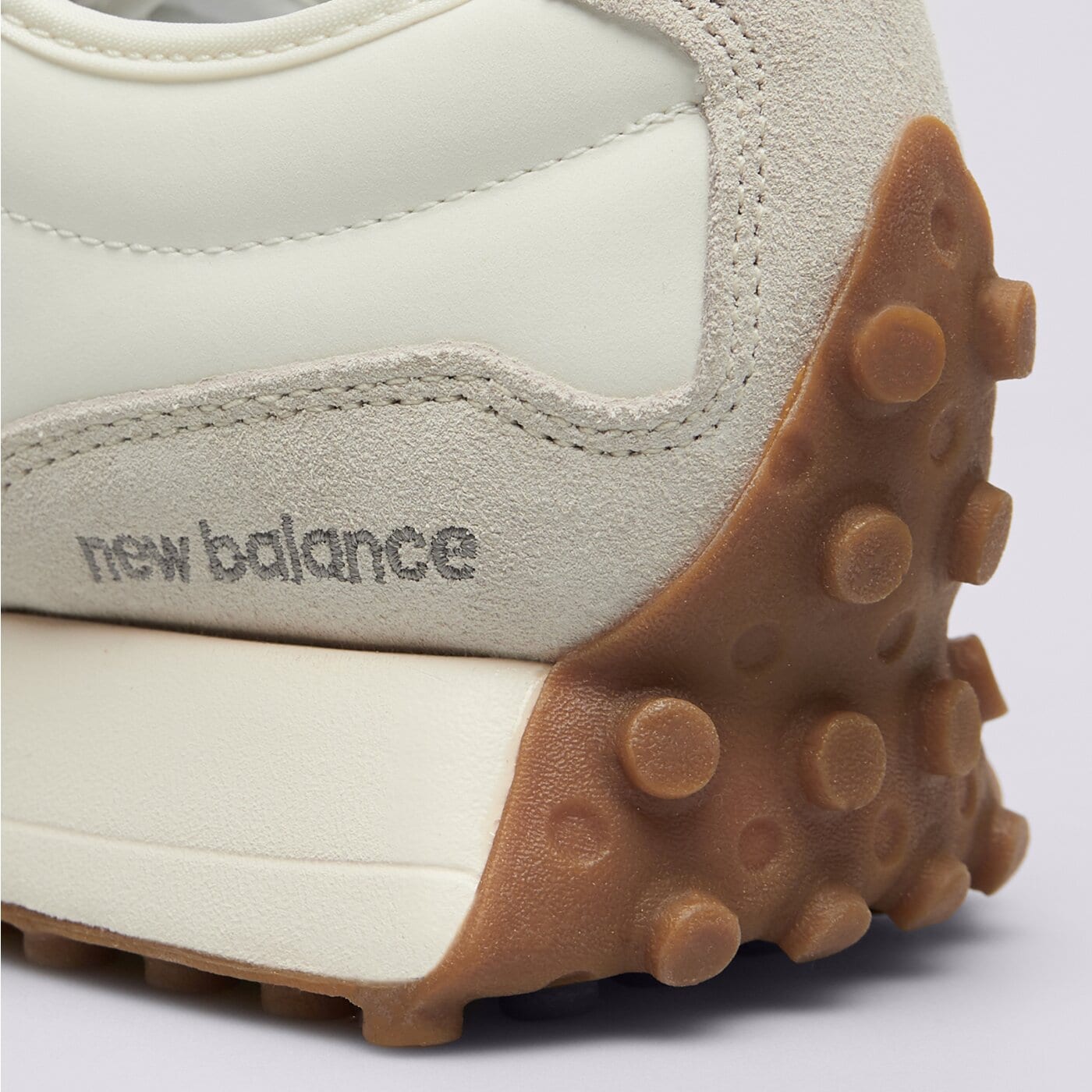 Дамски маратонки NEW BALANCE U327LT u327lt цвят бежов