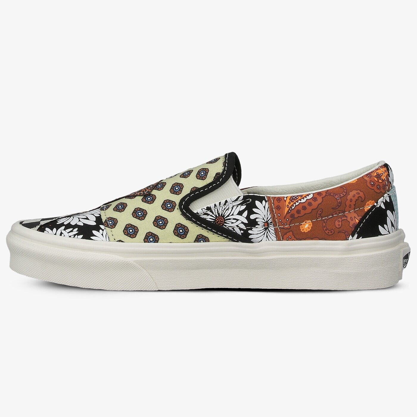 Дамски маратонки VANS UA CLASSIC SLIP-ON vn0a4u381io1 цвят многоцветен