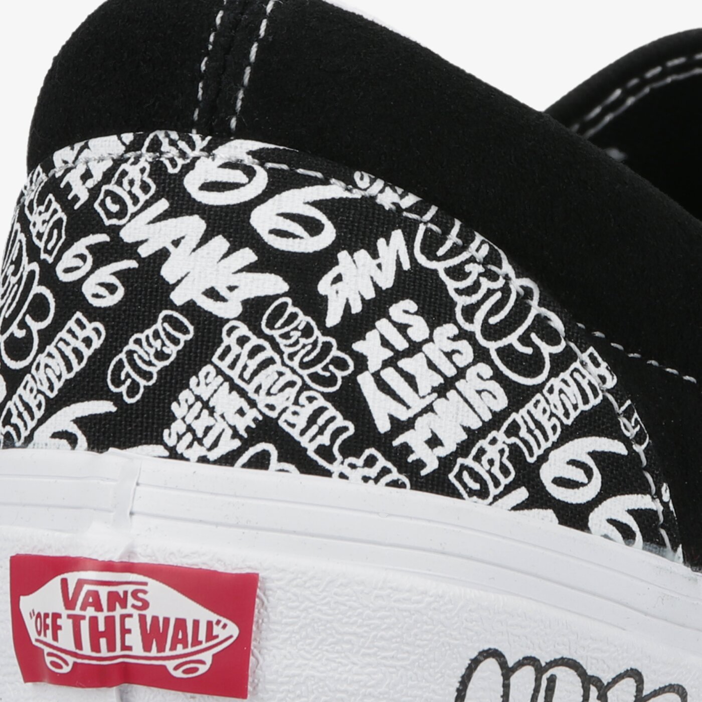 Мъжки маратонки VANS UA CLASSIC SLIP-ON vn0a5ao8y281 цвят черен