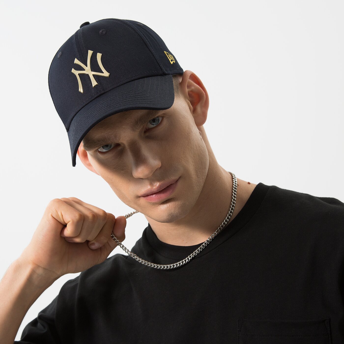 Мъжка шапка с козирка NEW ERA ШАПКА FOIL LOGO 940 NYY NEW YORK YANKEES NVY 60284883 цвят тъмносин