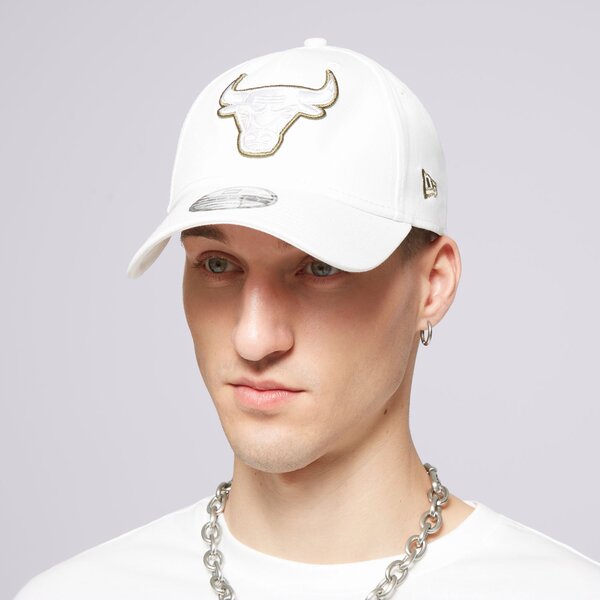 Мъжка шапка с козирка NEW ERA ШАПКА TEAM OUTLINE 940 BULLS CHICAGO BULLS 60503406 цвят бял