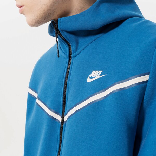 Мъжки суичър NIKE СУИТЧЪР СЪС ЗАКОПЧАВАНЕ С КАЧУЛКА cu4489-407 цвят син