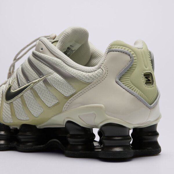 Дамски маратонки NIKE W SHOX TL  fv0939-002 цвят бежов