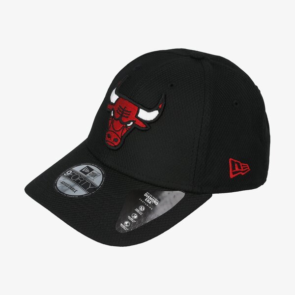 Мъжка шапка с козирка NEW ERA ШАПКА DIAMOND ERA 9FORTY BULLS CHICAGO BULLS OTC 12490292 цвят черен