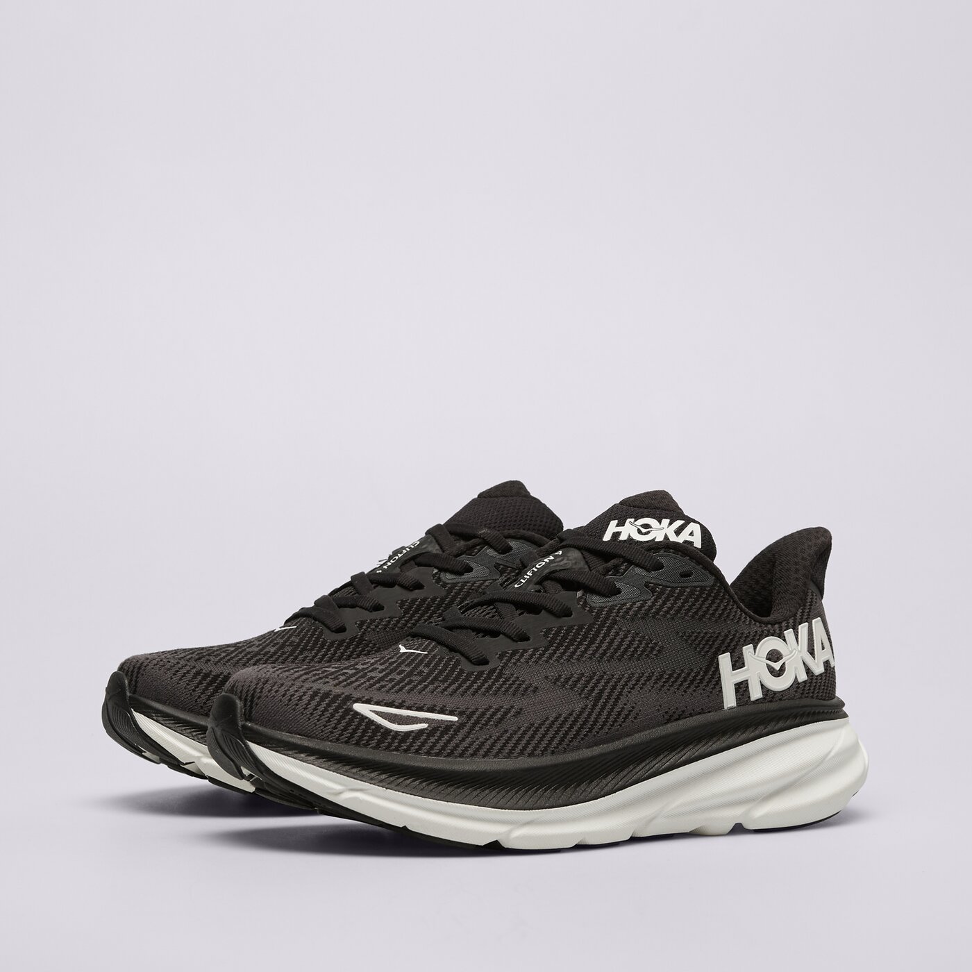 Дамски маратонки HOKA CLIFTON 9 1127896bwht цвят черен
