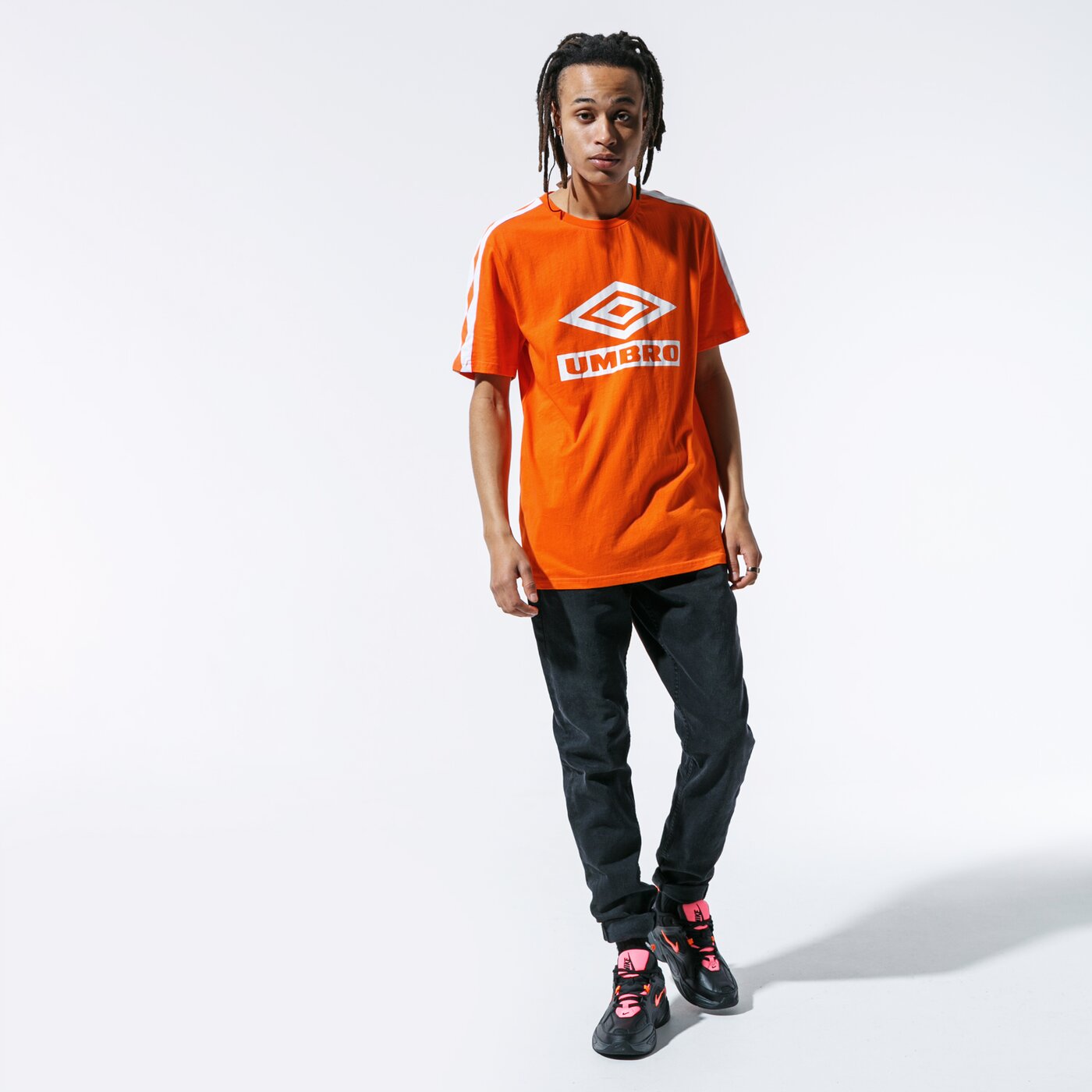 Мъжка тениска UMBRO ТЕНИСКА CLASSIC TAPE TEE ORA ul39tsm88001 цвят оранжев