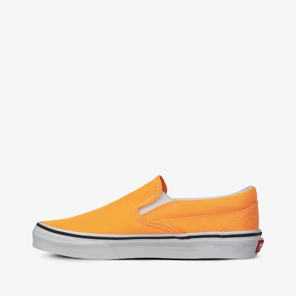 Дамски маратонки VANS UA CLASSIC SLIP-ON vn0a4u38wt41 цвят оранжев