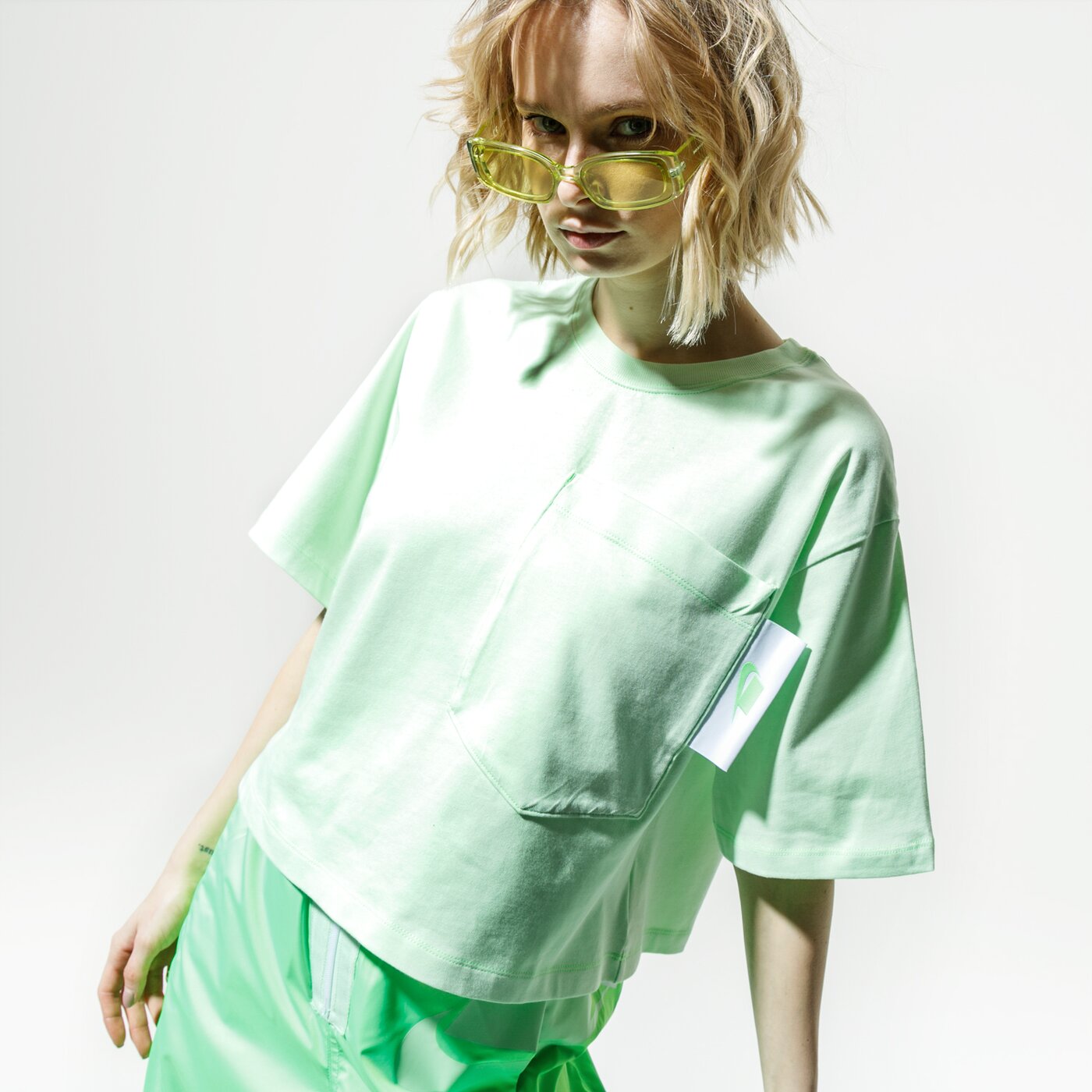 Дамска тениска NIKE ТЕНИСКА W NSW NSW ТОП SS CROP ct0874-376 цвят зелен