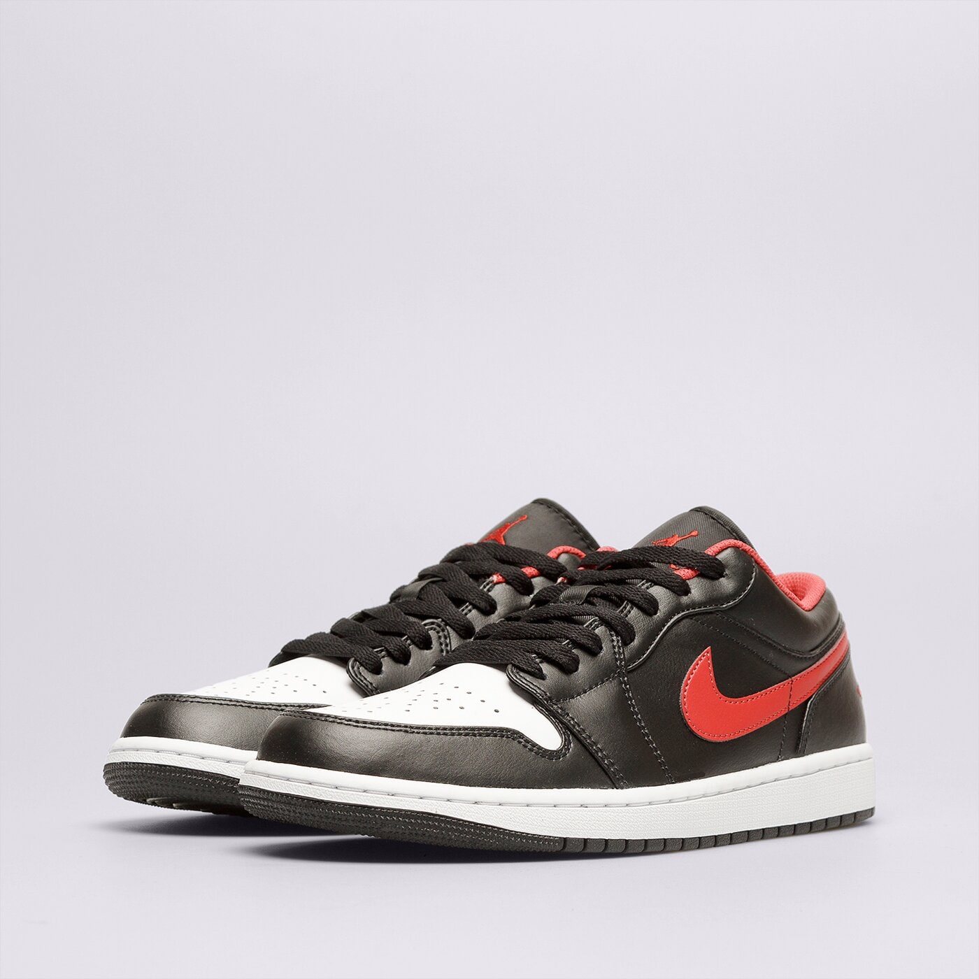 Мъжки маратонки AIR JORDAN 1 LOW  553558-063 цвят черен