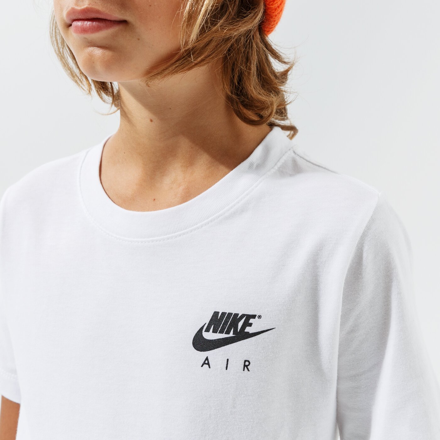 Детска тениска NIKE ТЕНИСКА B NSW TEE AIR C/S FA21 BOY dj6613-100 цвят бял