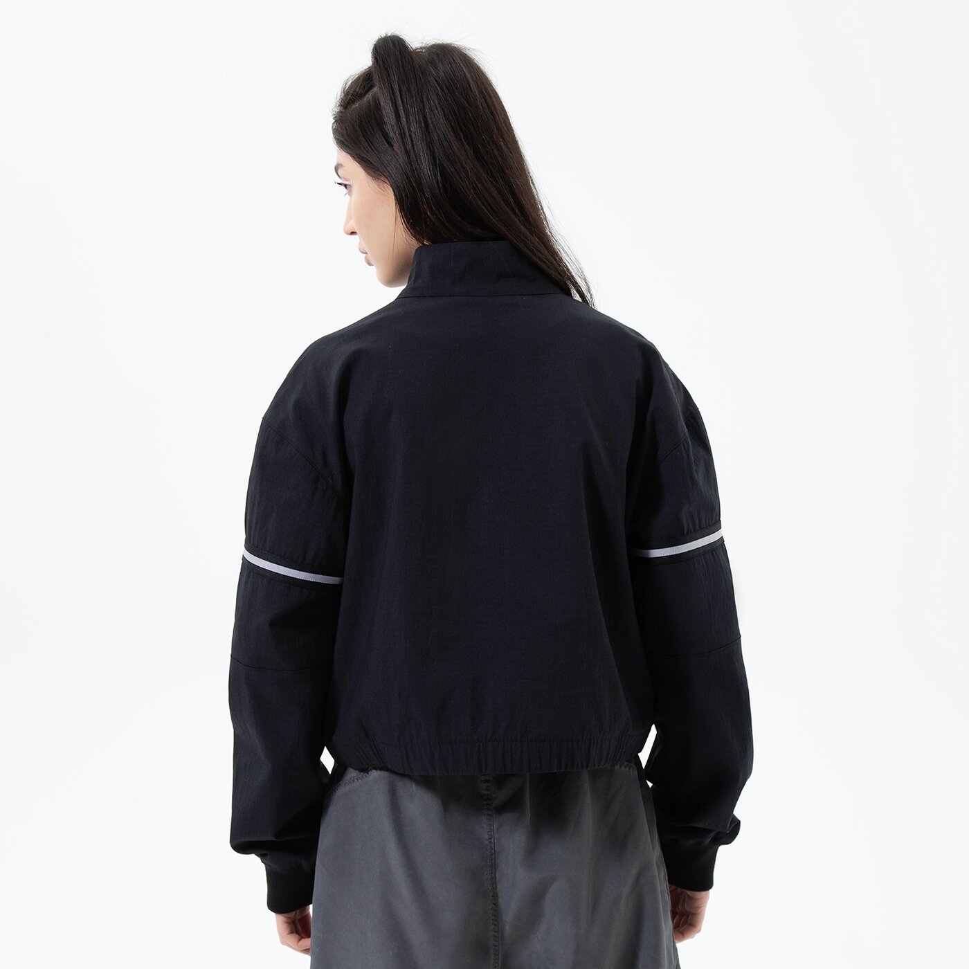 Дамско преходно яке JORDAN ЯКЕ W J FLIGHT WVN JACKET dq4625-010 цвят черен