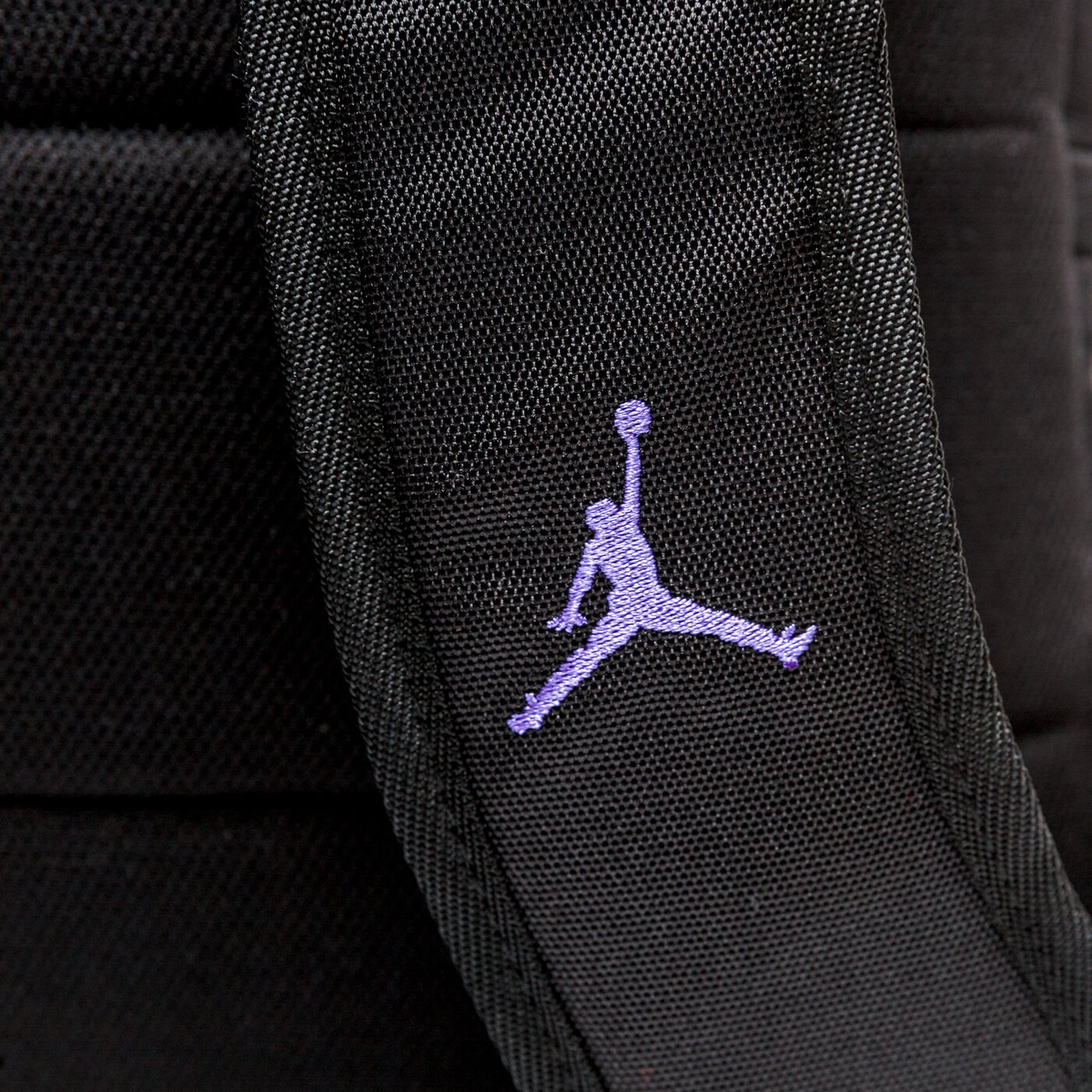 Детска раница JORDAN РАНИЦА JAN PARIS DAYPACK 9a0334f66 цвят черен