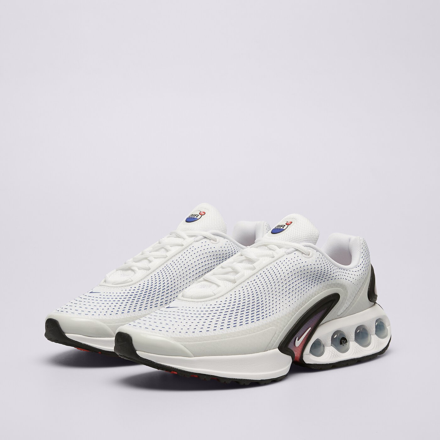 Мъжки маратонки NIKE AIR MAX DN dv3337-104 цвят бял