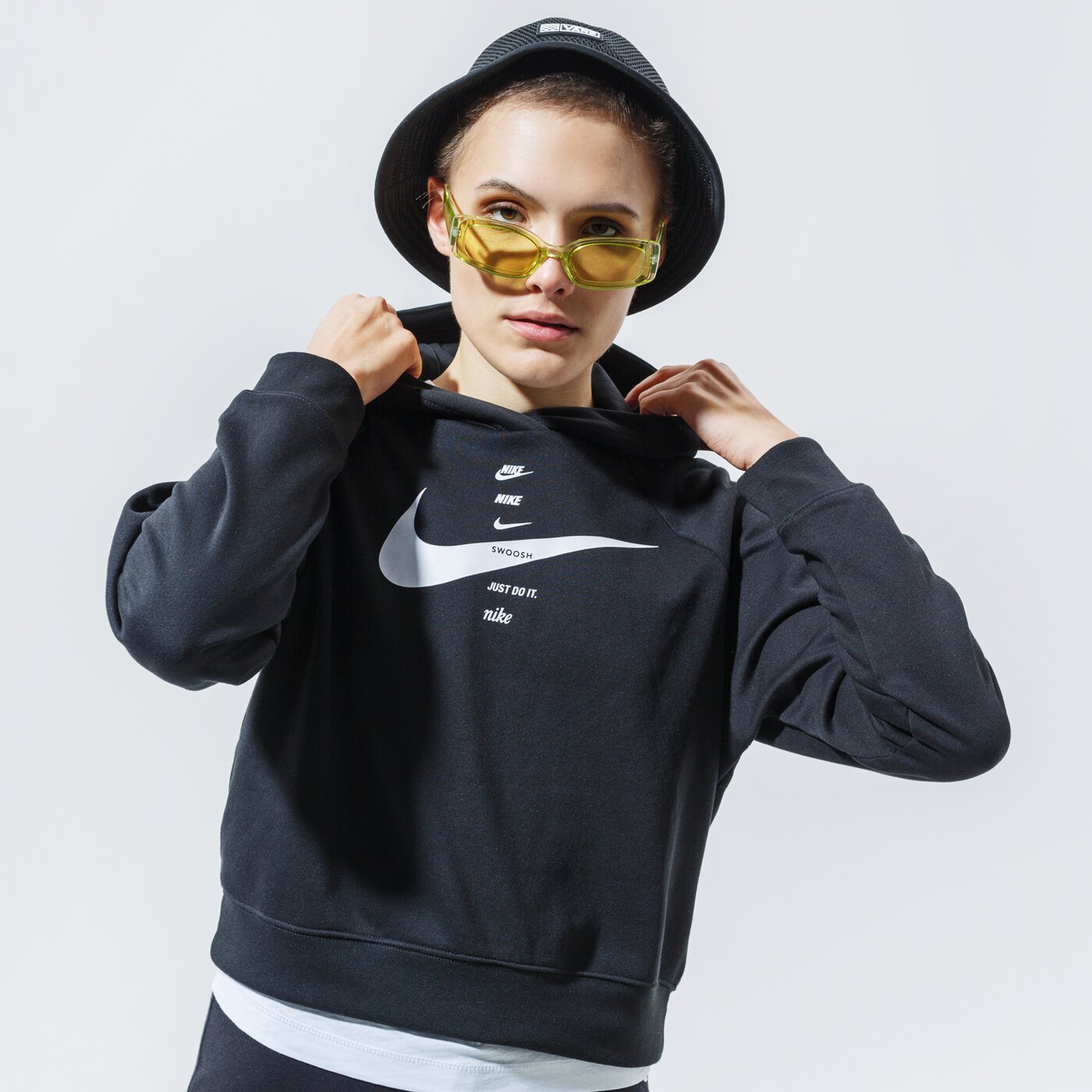 Дамски суичър NIKE СУИТЧЪР С КАЧУЛКА W NSW SWSH HOODIE FLC BB cu5676-011 цвят черен