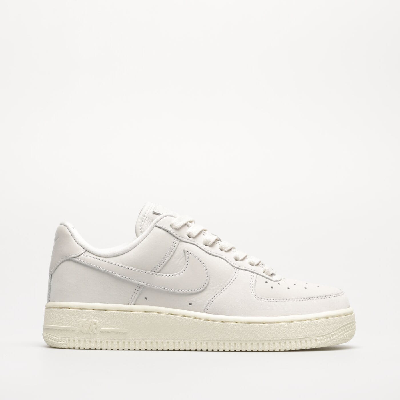 Дамски маратонки NIKE AIR FORCE 1 '07 PRM dr9503-100 цвят бял