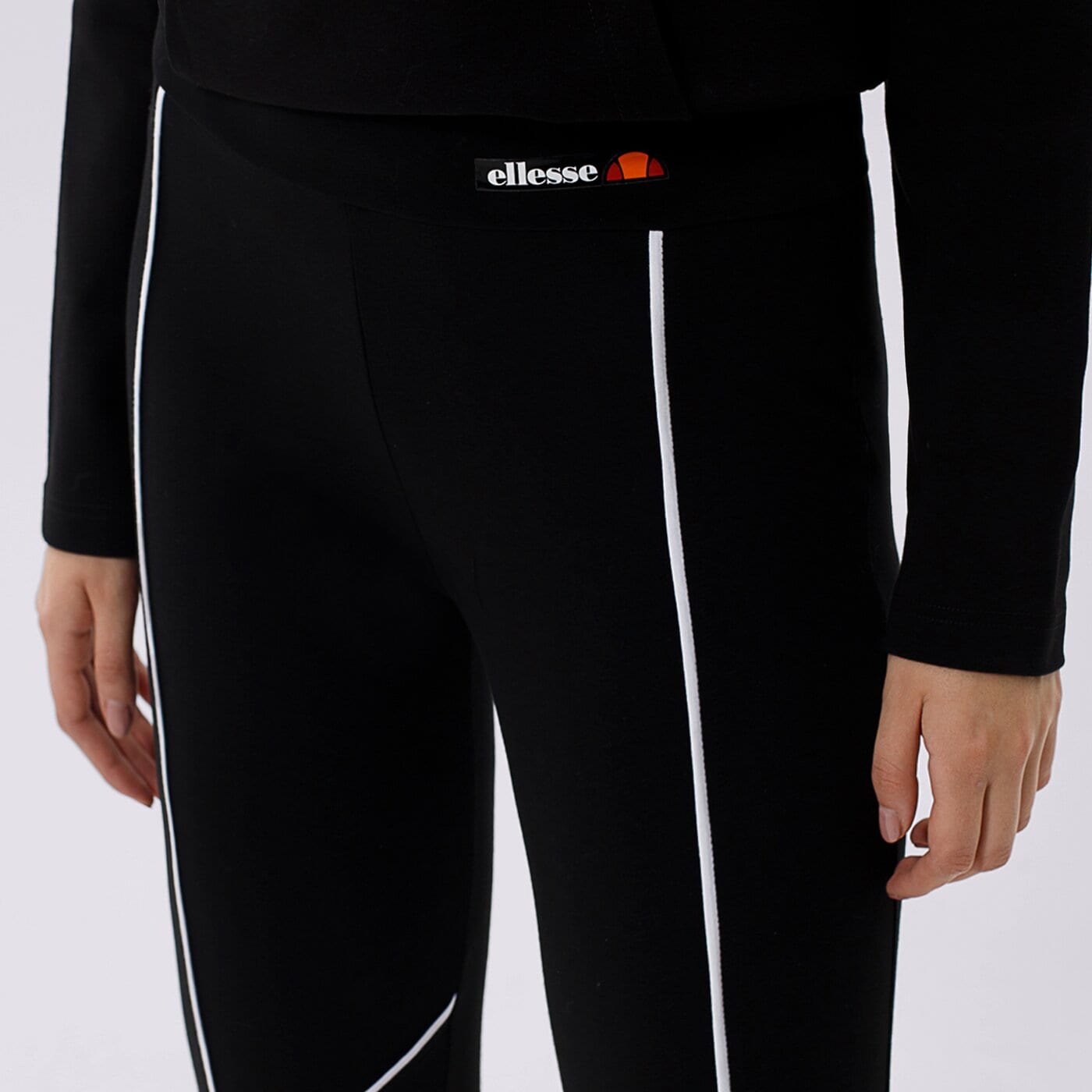 Дамски панталони ELLESSE ПАНТАЛОНИ LENORA LEGGING BLK sgi11103011 цвят черен