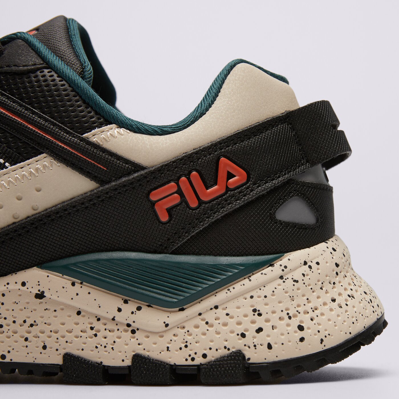 Мъжки туристически обувки FILA FIRETRAIL EVO  1jm02581-014 цвят черен