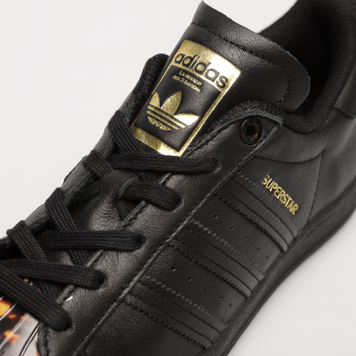 Дамски маратонки ADIDAS SUPERSTAR W  gy1031 цвят черен