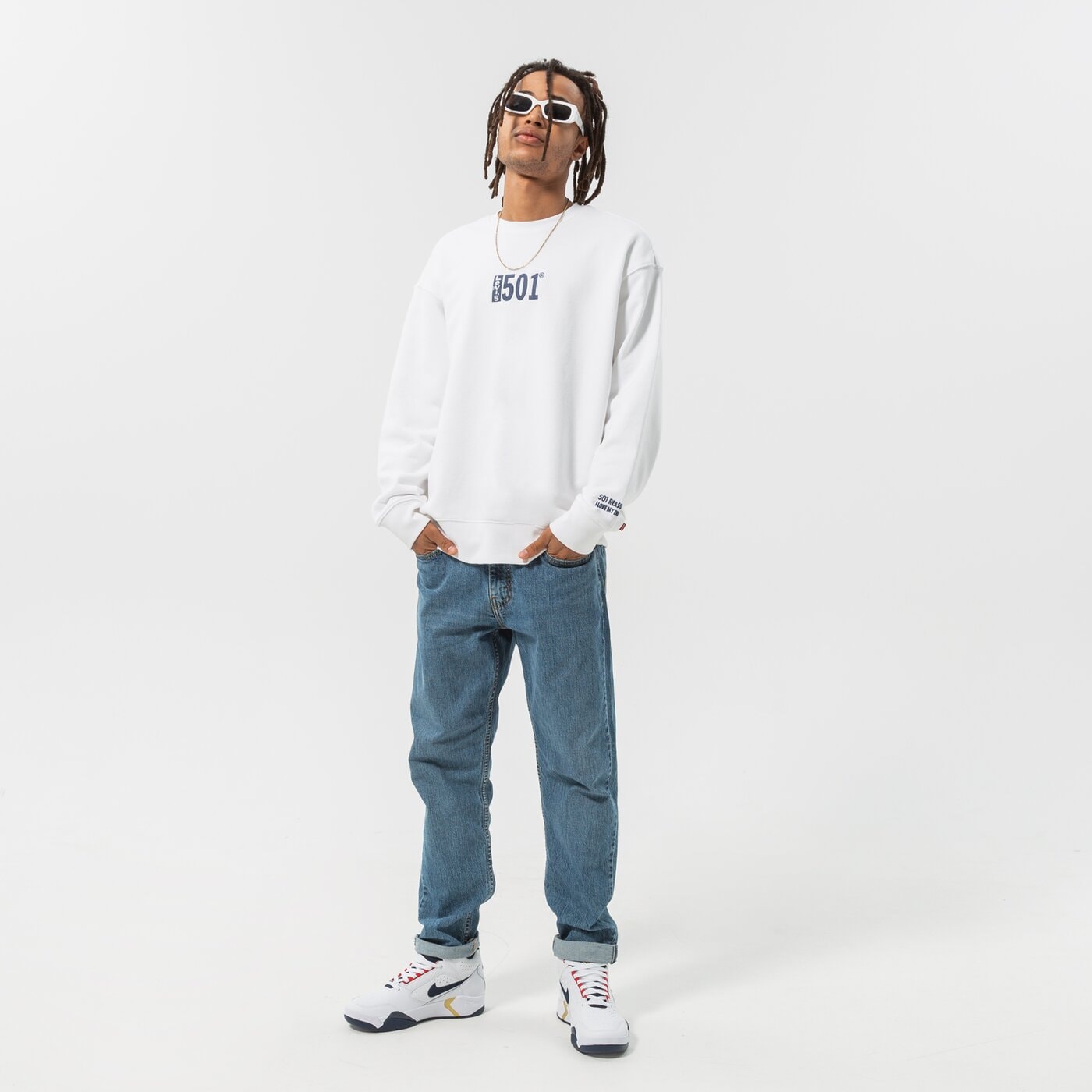 Мъжки суичър LEVI'S СУИТЧЪР RELAXD GRAPHIC CREW 38712-0056 цвят бял