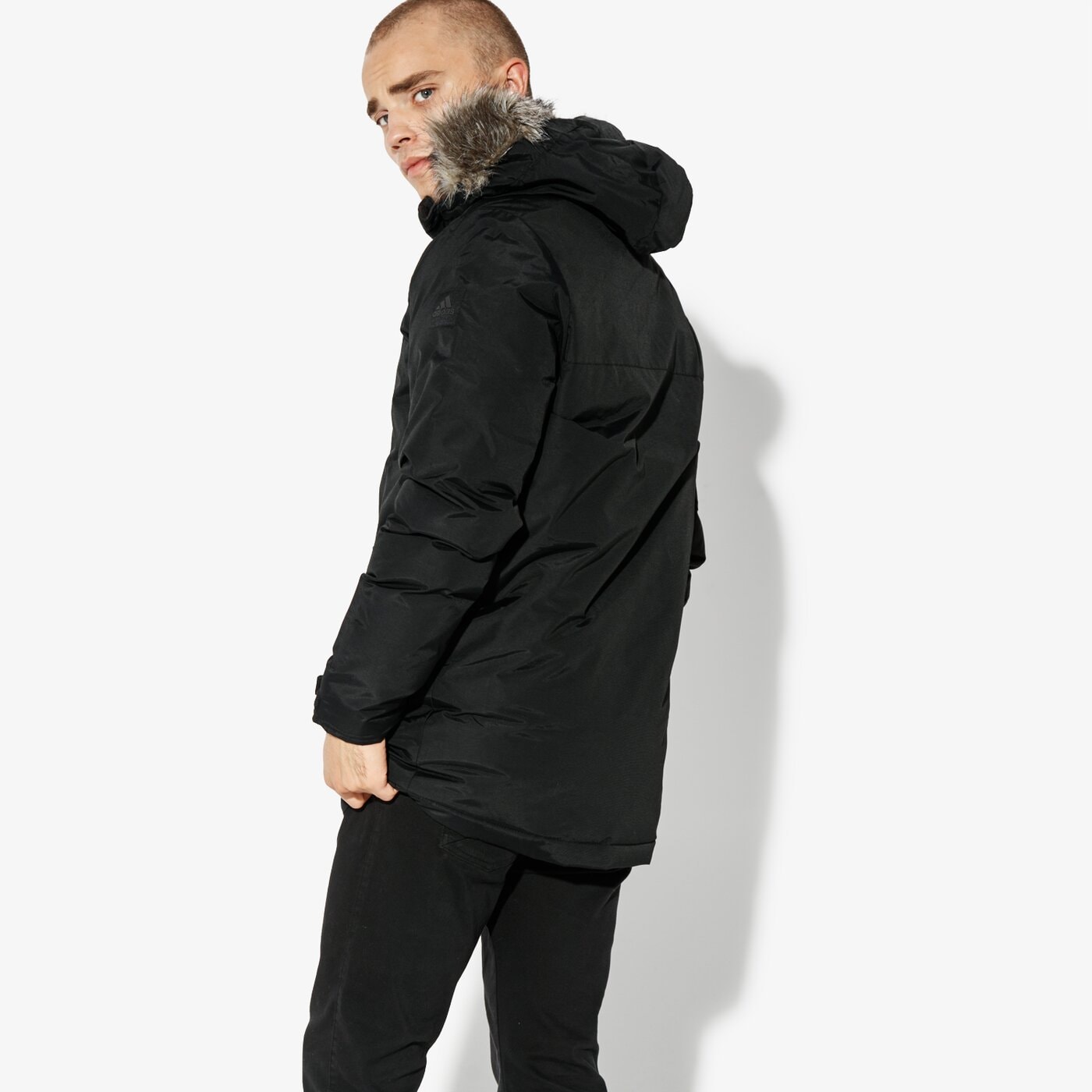 Мъжко зимно яке ADIDAS ЯКЕ XPLORIC PARKA SW INSULATION bs0980 цвят черен