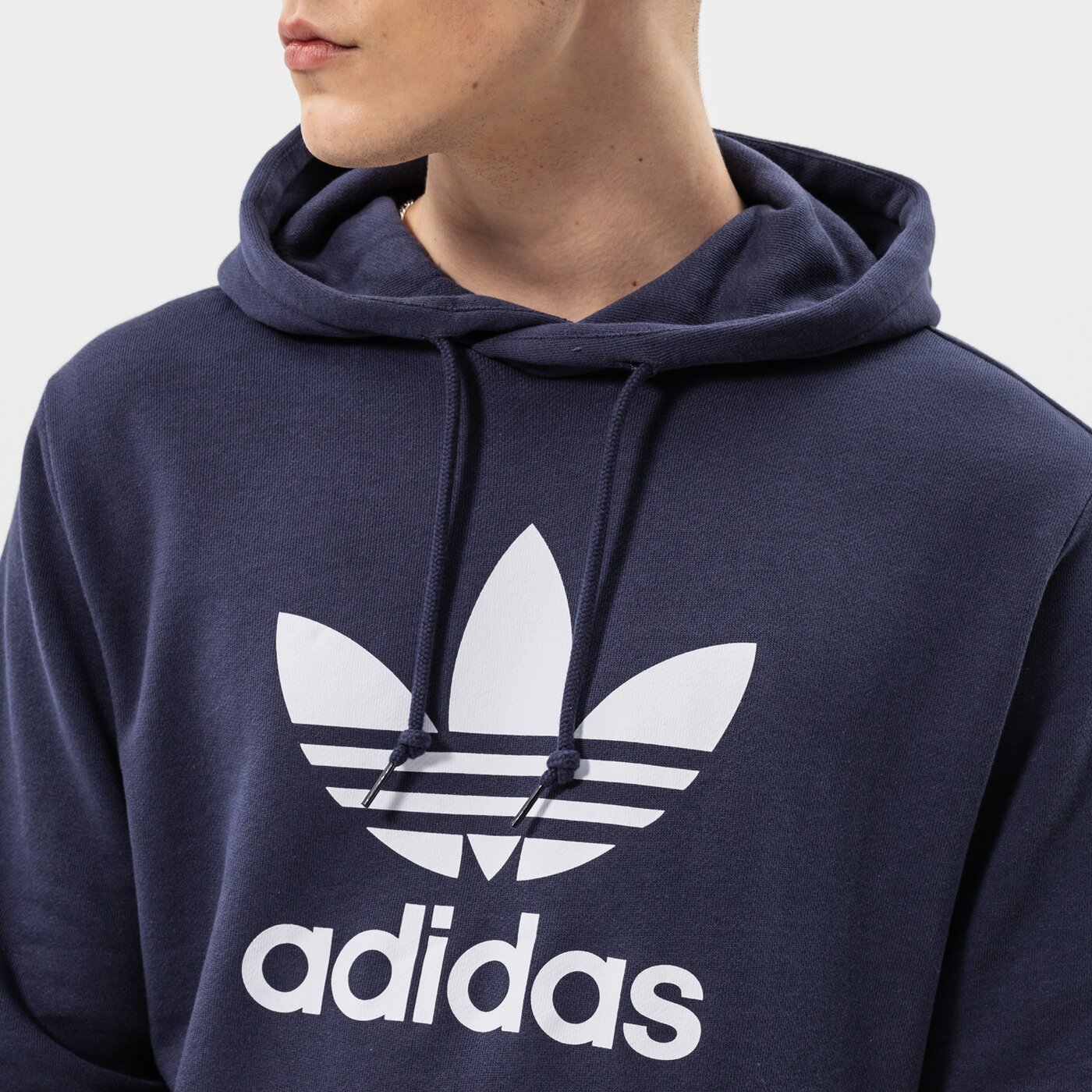 Мъжки суичър ADIDAS СУИТЧЪР С КАЧУЛКА TREFOIL HOODY he9497 цвят тъмносин
