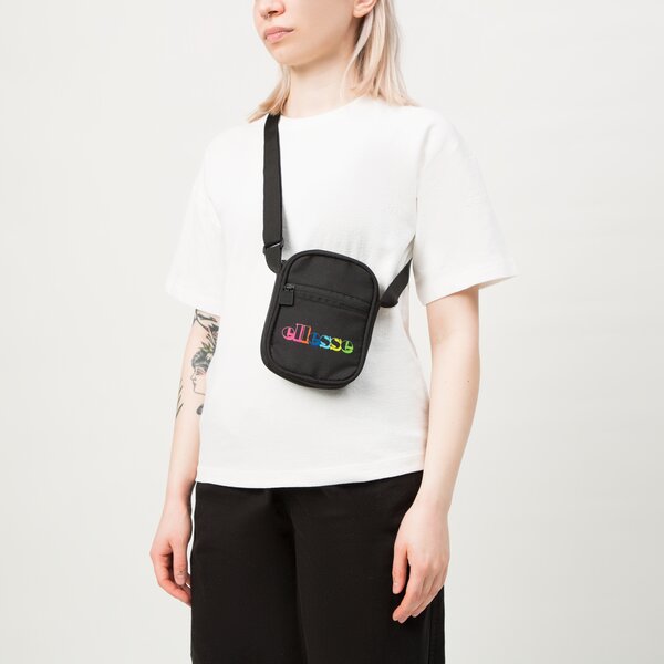 Дамски сак ELLESSE ЧАНТА RELLA SMALL ITEM BAG BLK sara3013011 цвят черен