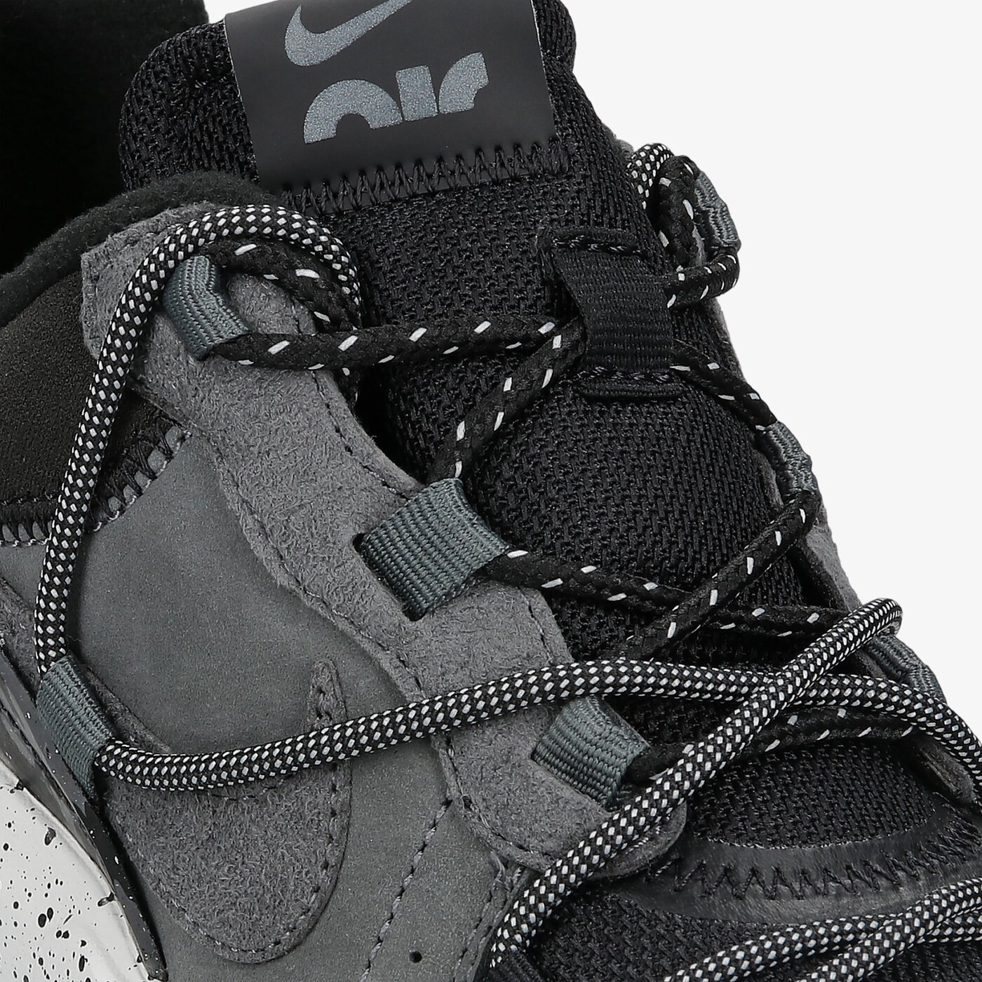 Дамски маратонки NIKE AIR MAX VIVA  db5268-002 цвят черен