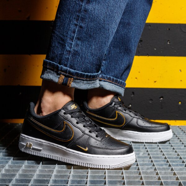 Детски маратонки NIKE AIR FORCE 1 LV8 dm3322-001 цвят черен