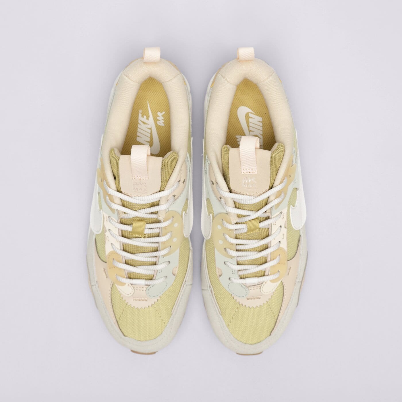 Дамски маратонки NIKE W AIR MAX 90 FUTURA MIN dv7190-700 цвят златен